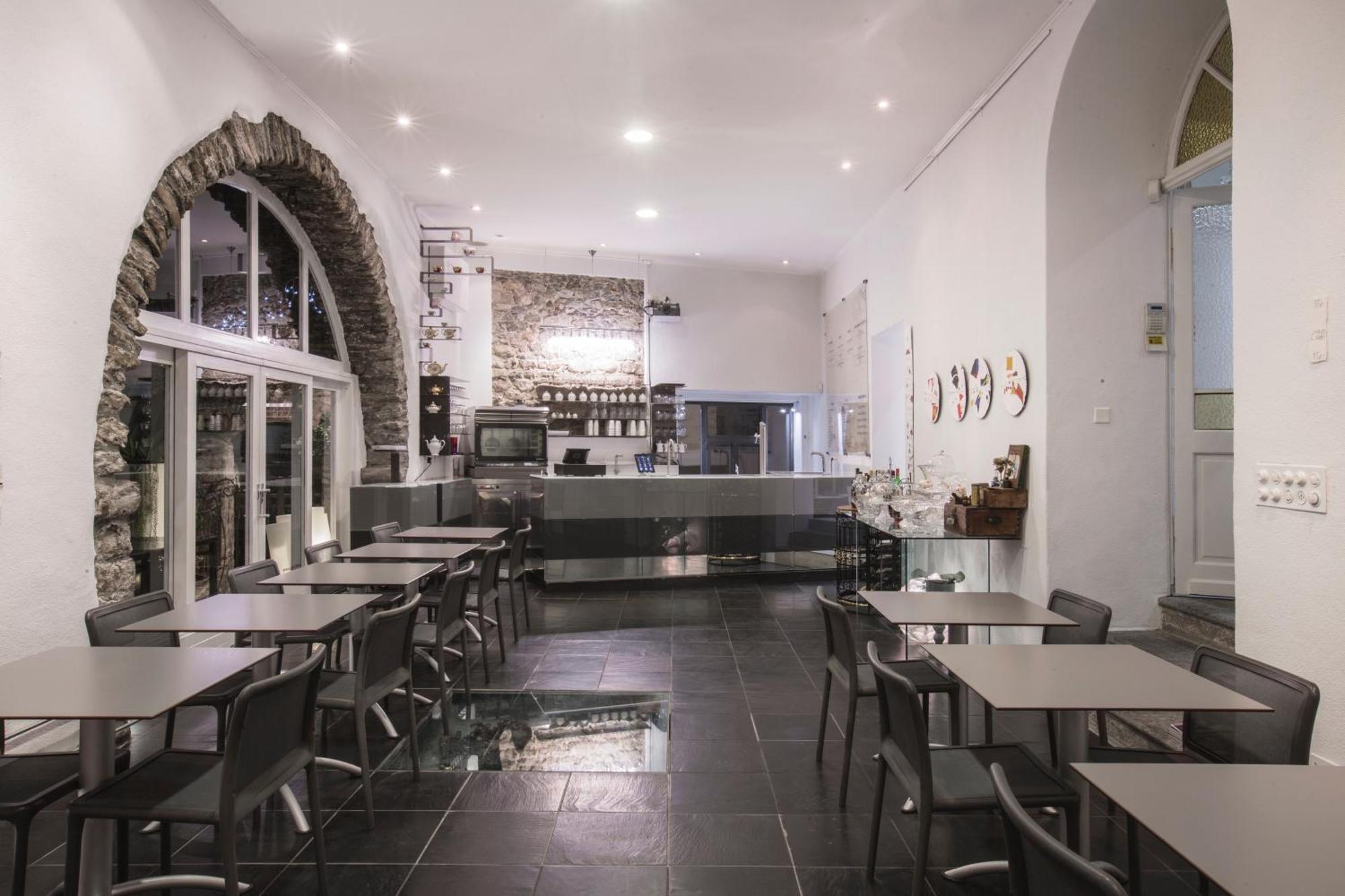 Caffe Dell'Arte Boutique Rooms Локарно Экстерьер фото