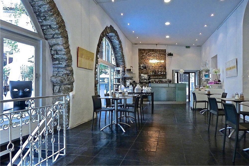 Caffe Dell'Arte Boutique Rooms Локарно Экстерьер фото